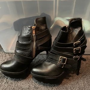Steve Madden boots with heel